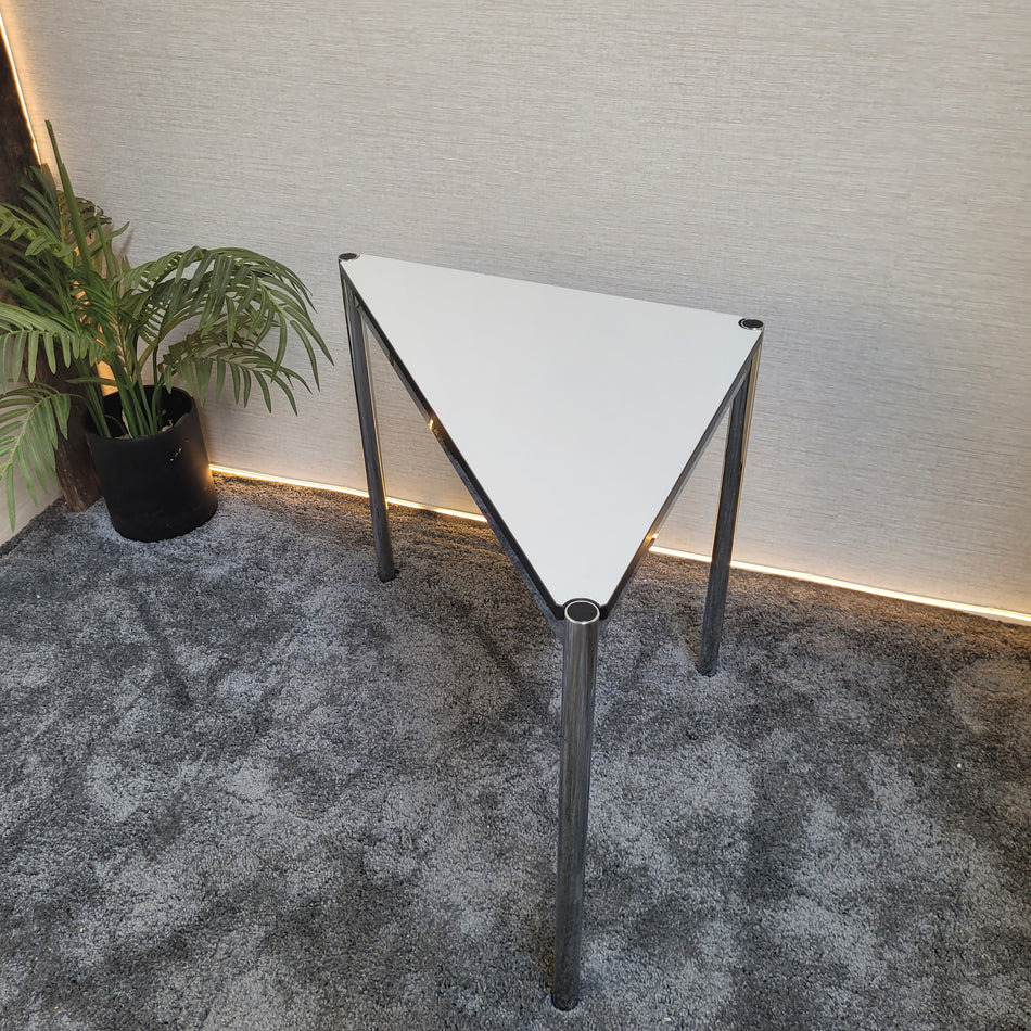 USM Haller Schreibtisch Eckschreibtisch gebraucht weiß Holz Chrom Tisch