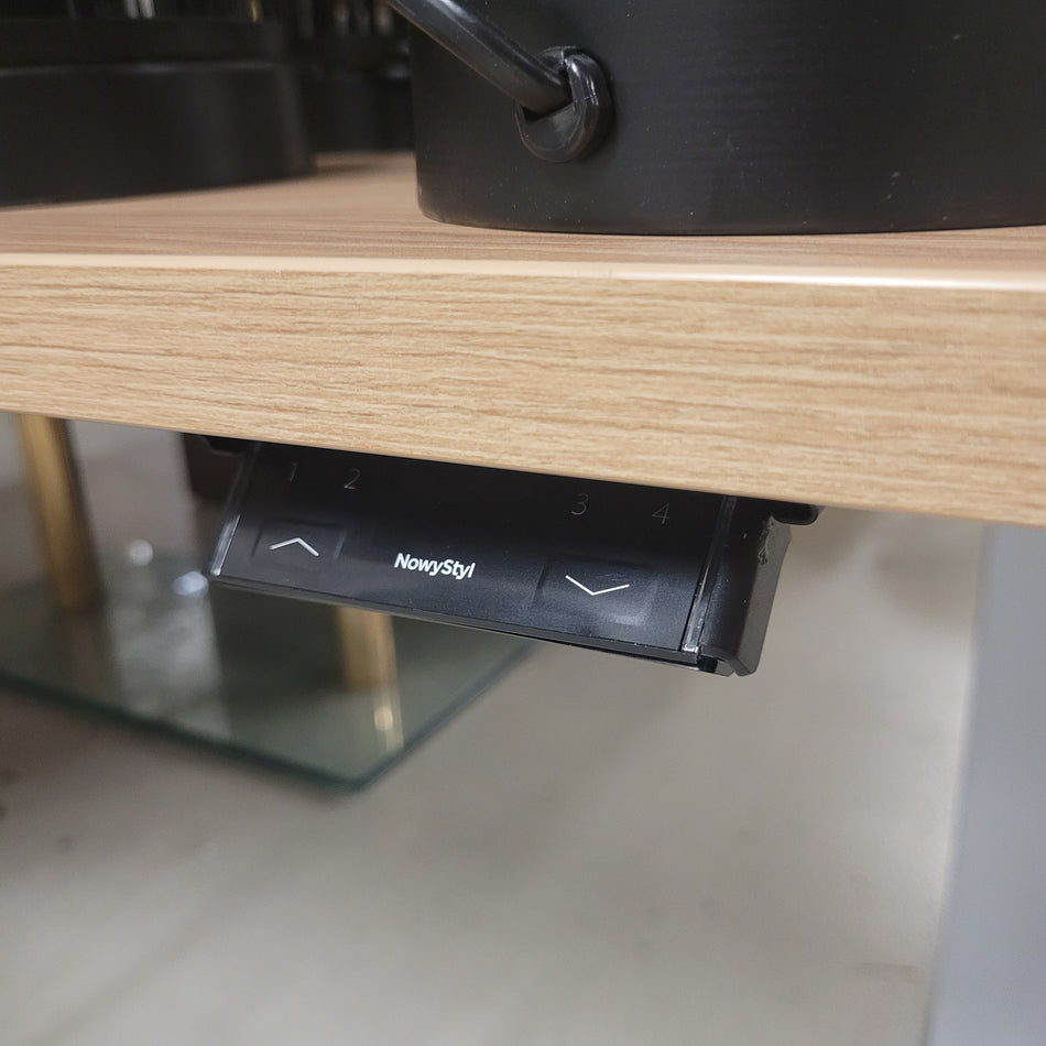 Nowy Styl eModel 2.0 Schreibtisch höhenverstellbar Büro Tisch