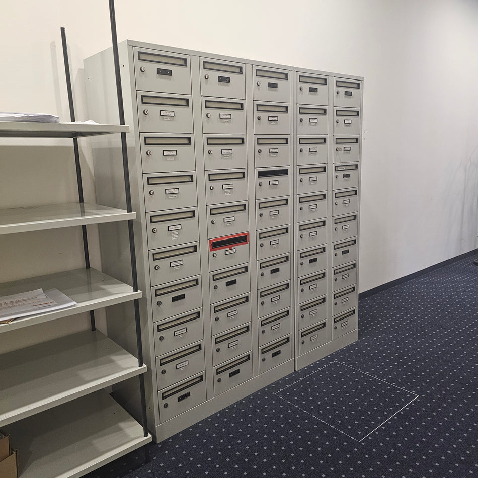 Postschrank Fächerschrank aus Metall Büro