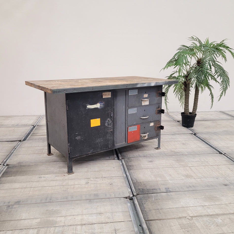 Historische Loft Werkbank Metall Holz Industrial Vintage