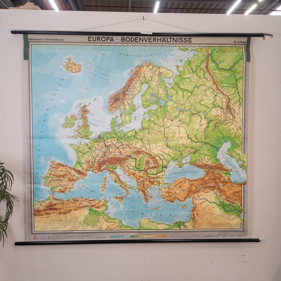 Vintage Schulwandkarte Europa Bodenverhältnisse – Lehrtafel Rollbild Wanddeko