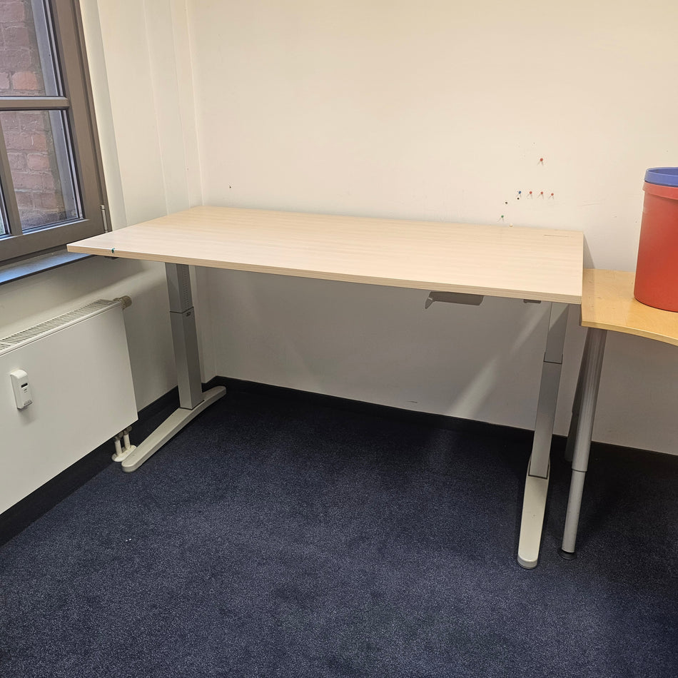 Schreibtisch Steelcase Tisch Büro