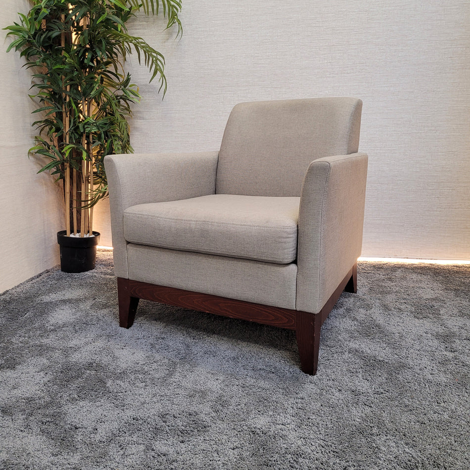 Moderner Sessel Stoff Beige Lounge Sessel mit Holzgestell bequem gebraucht