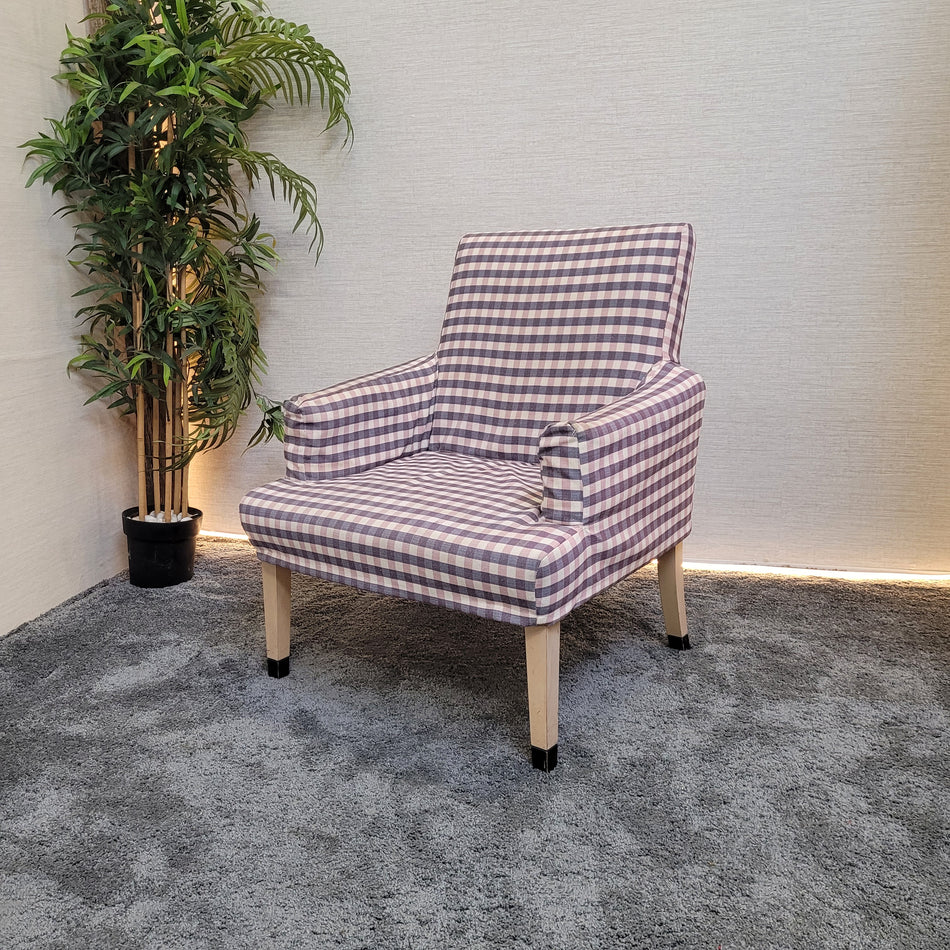 Vintage Sessel kariert blau rosa Stoff Retro Lounge Sessel mit Holzfüßen gemütlich gebraucht