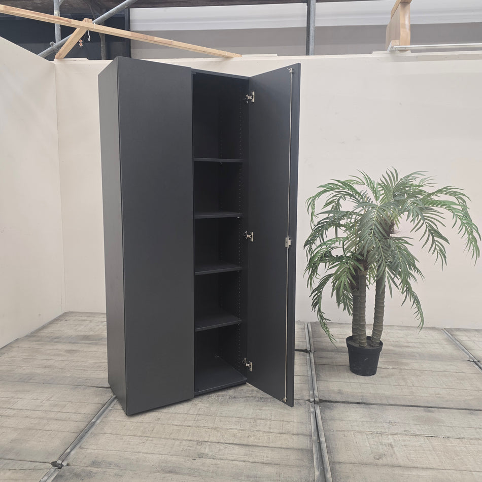 PLANMÖBEL Aktenschrank 80x190cm Flügeltürenschrank Schwarz Anthrazit Holz Schrank Büromöbel Gebraucht