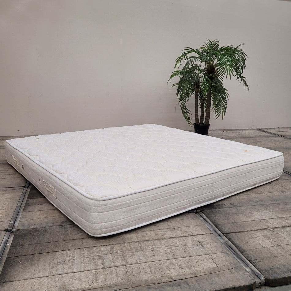 Pikolin Doppelmatratze 200x200 für Doppelbett Weiß Stoff Matratze Gebraucht