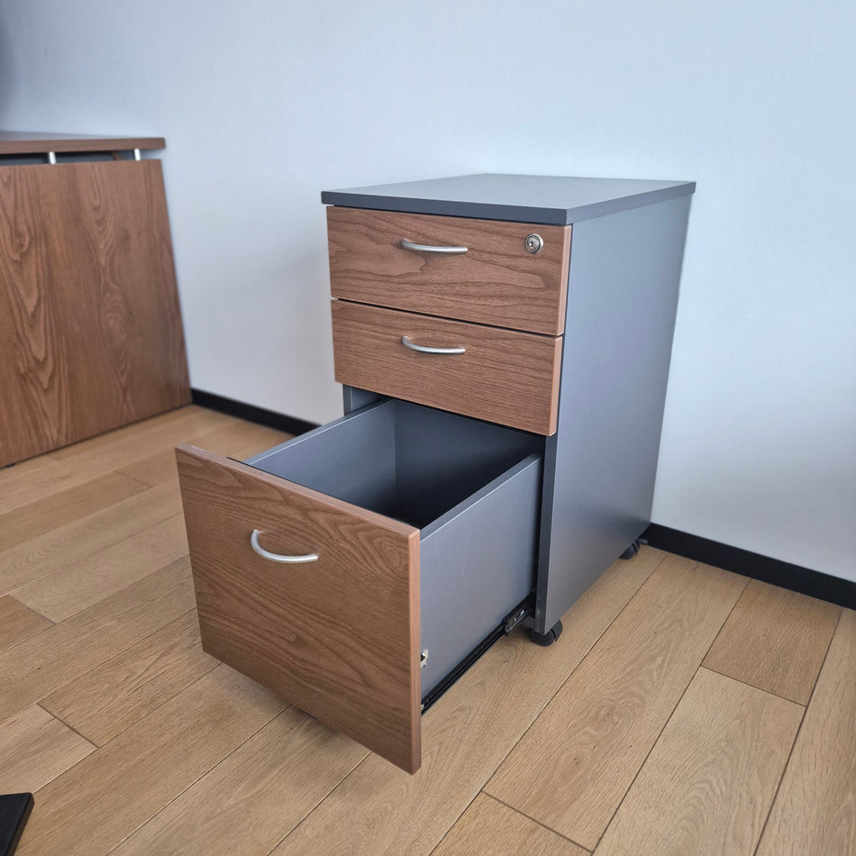 Rollcontainer breit aus Nussbaum – Büromöbel in Anthrazit - braun , gebraucht