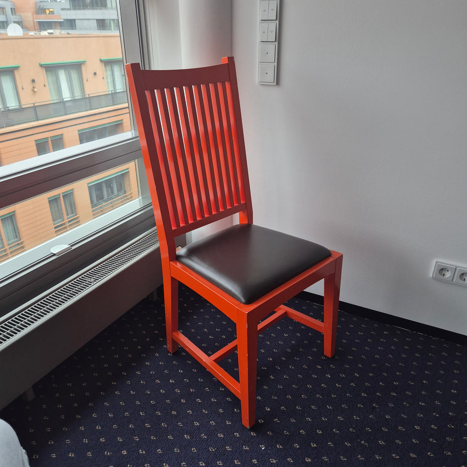 Holzstuhl rot – Esszimmerstuhl & Gastrostuhl aus Holz Stuhl gebraucht