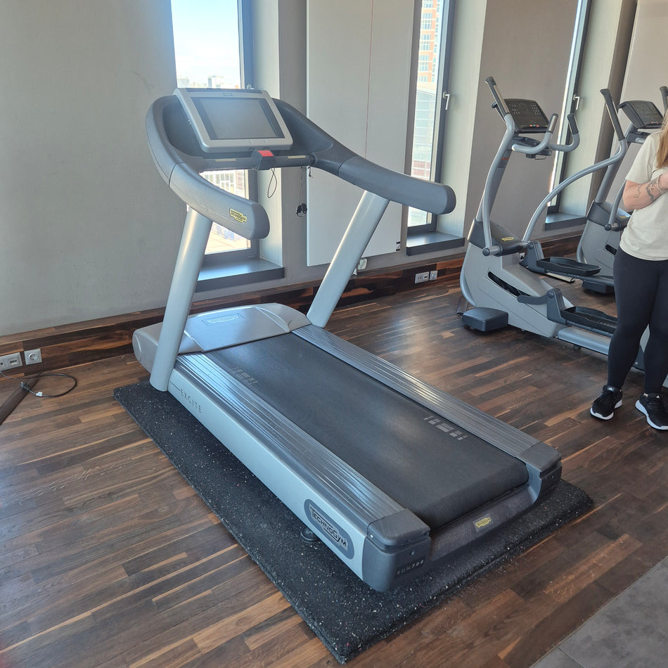 TechnoGym Laufband Excite