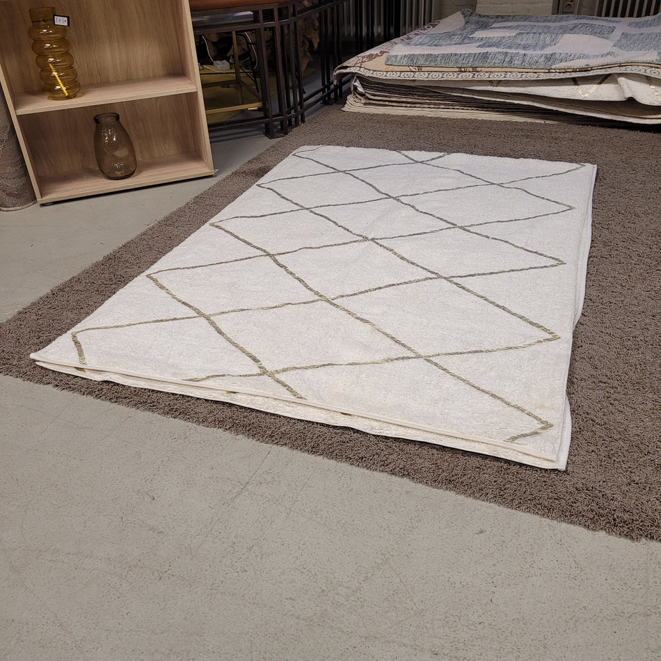 Teppich Creme Gold mit Rautenmuster – Neuware – 140 x 195cm